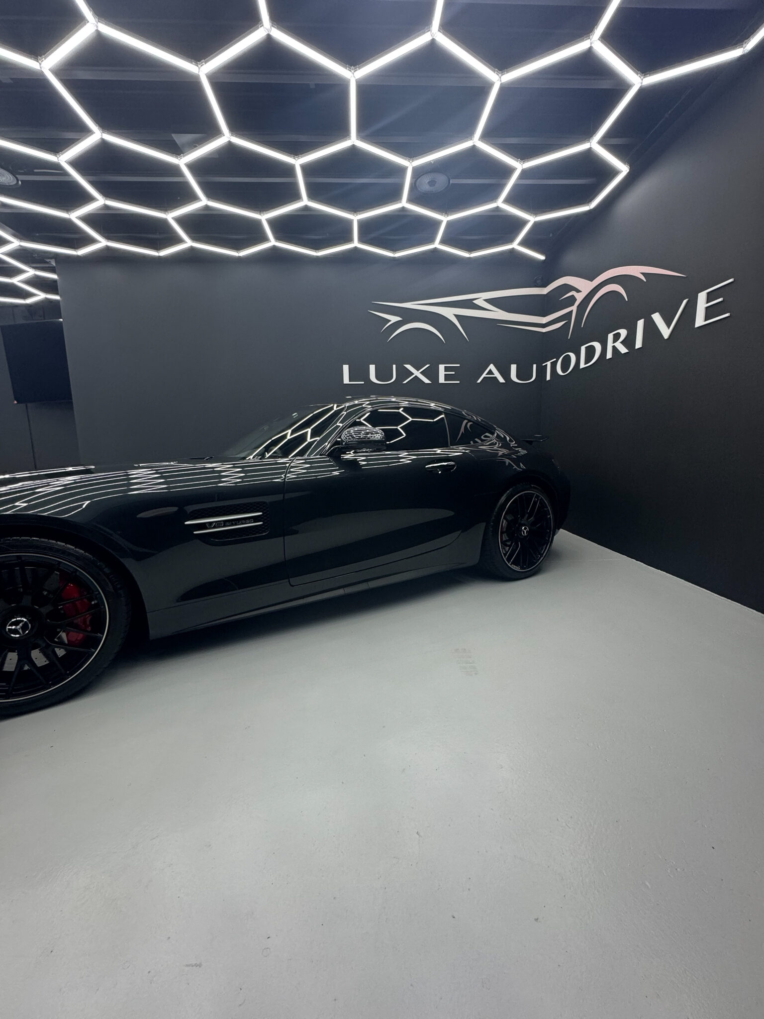 mercedes-amg-gtc-luxe-autodrive-05