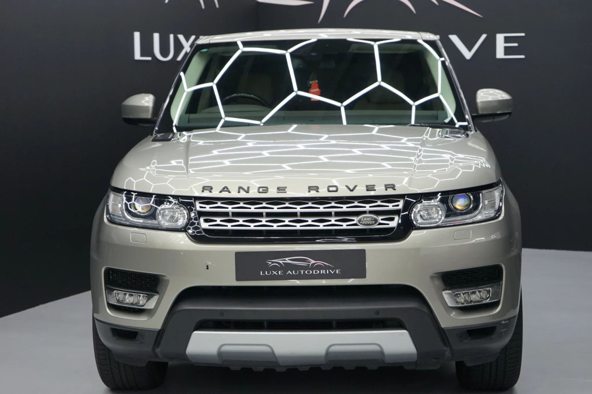 range-rover-auto-biography-luxe-autodrive-sydney-3