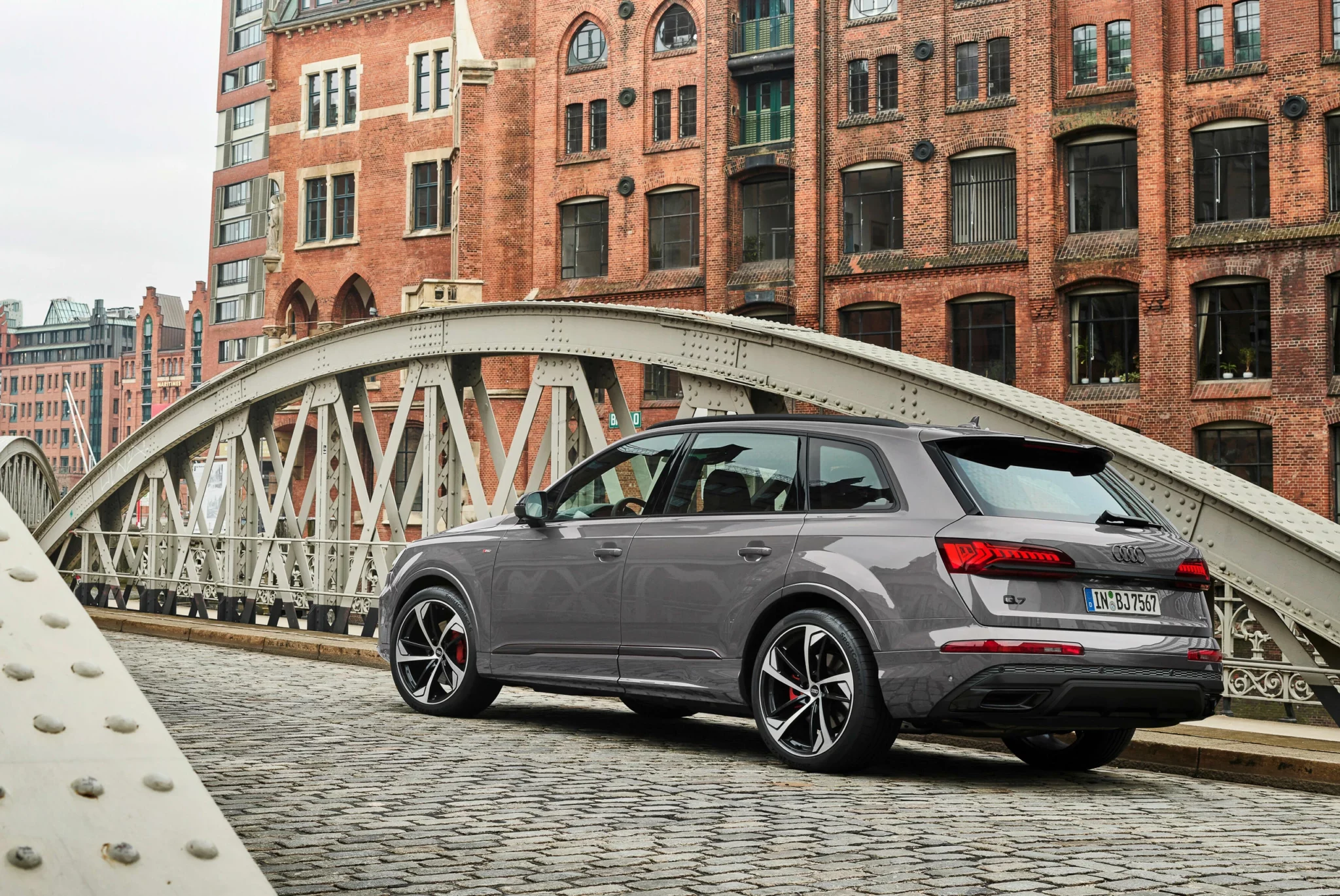 audi-Q7-luxe-autodrive-sydney-02