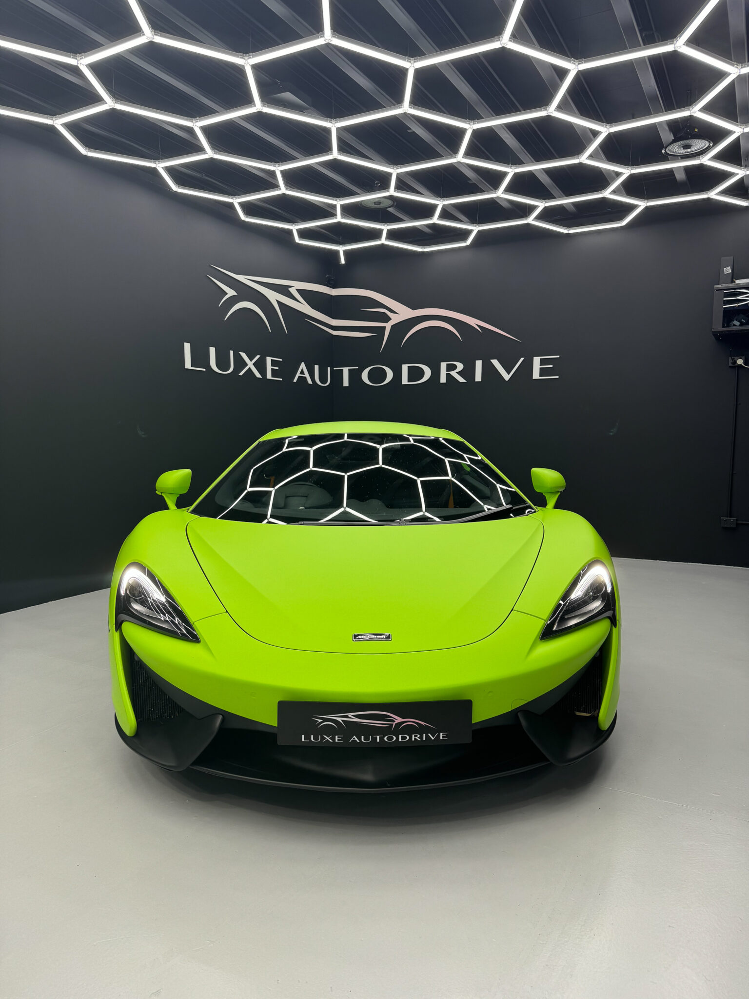 mclaren-540c-luxe-autodrive-01