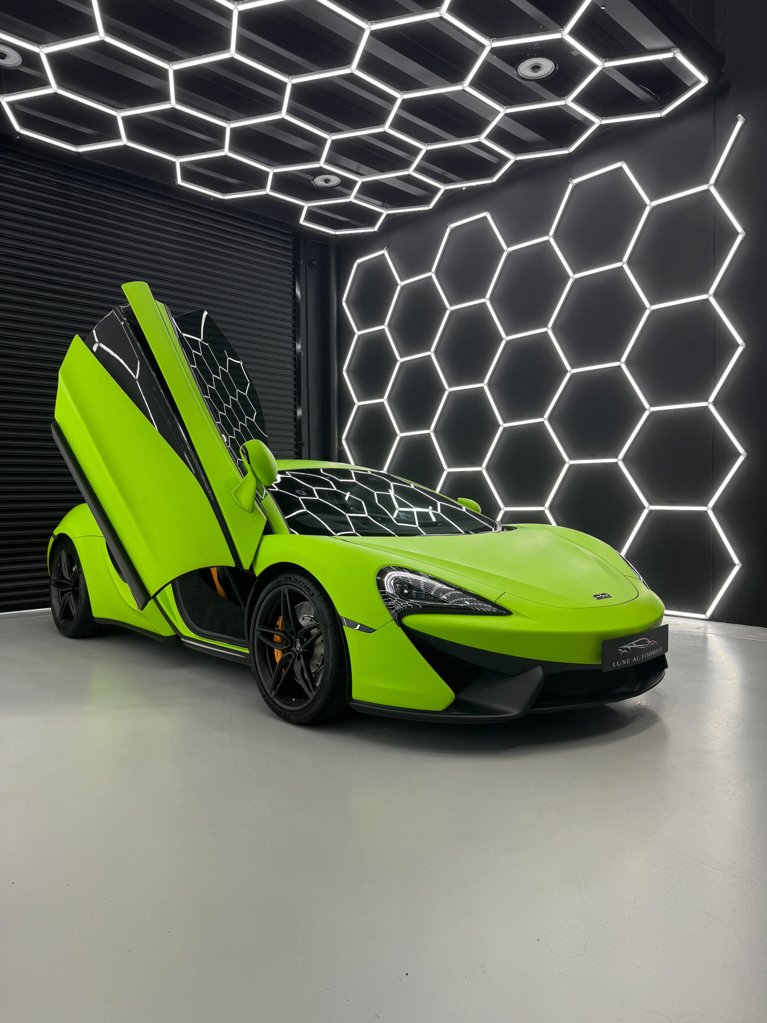 mclaren-540c-luxe-autodrive-14