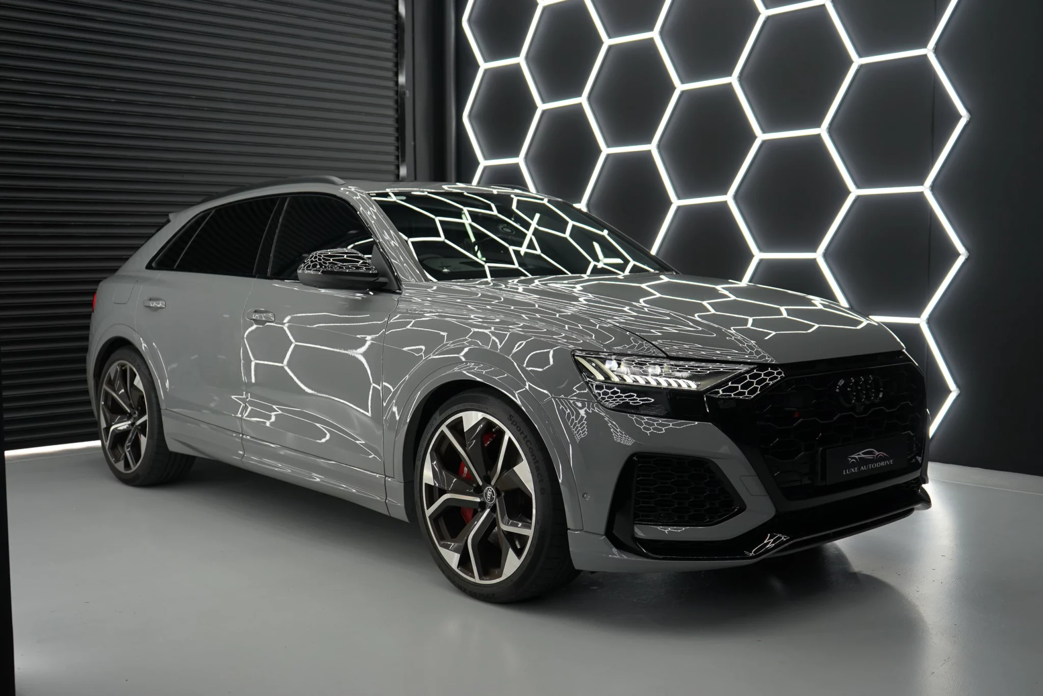 Audi-RSQ8-sydney-rental-14