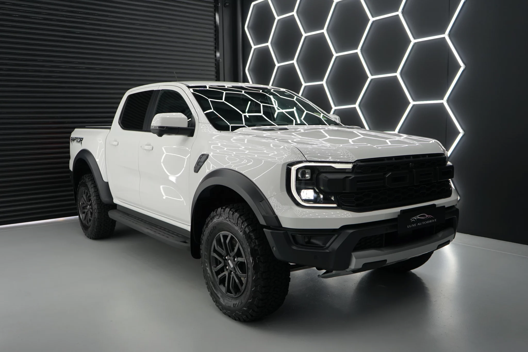 Ford-Raptor-02